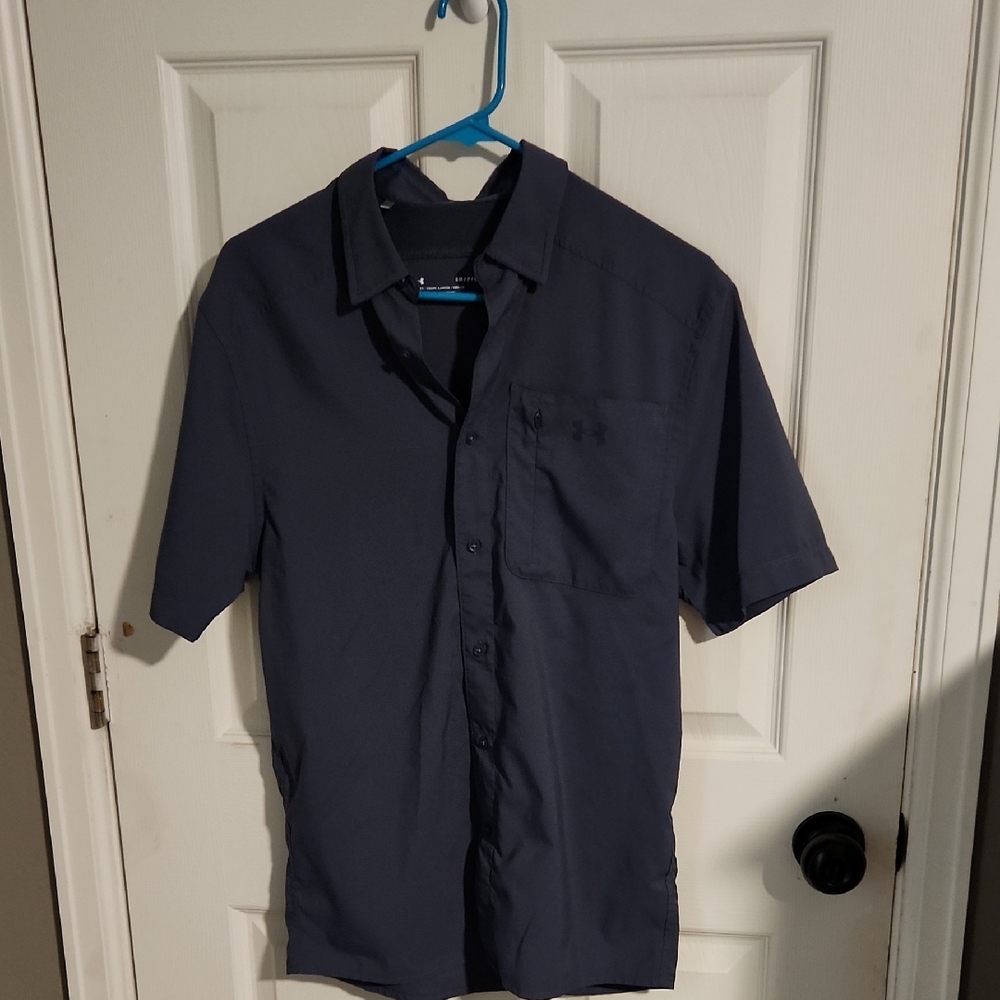 Under Armour Men's Short Sleeve Button-Down Shirt - Navy Blue